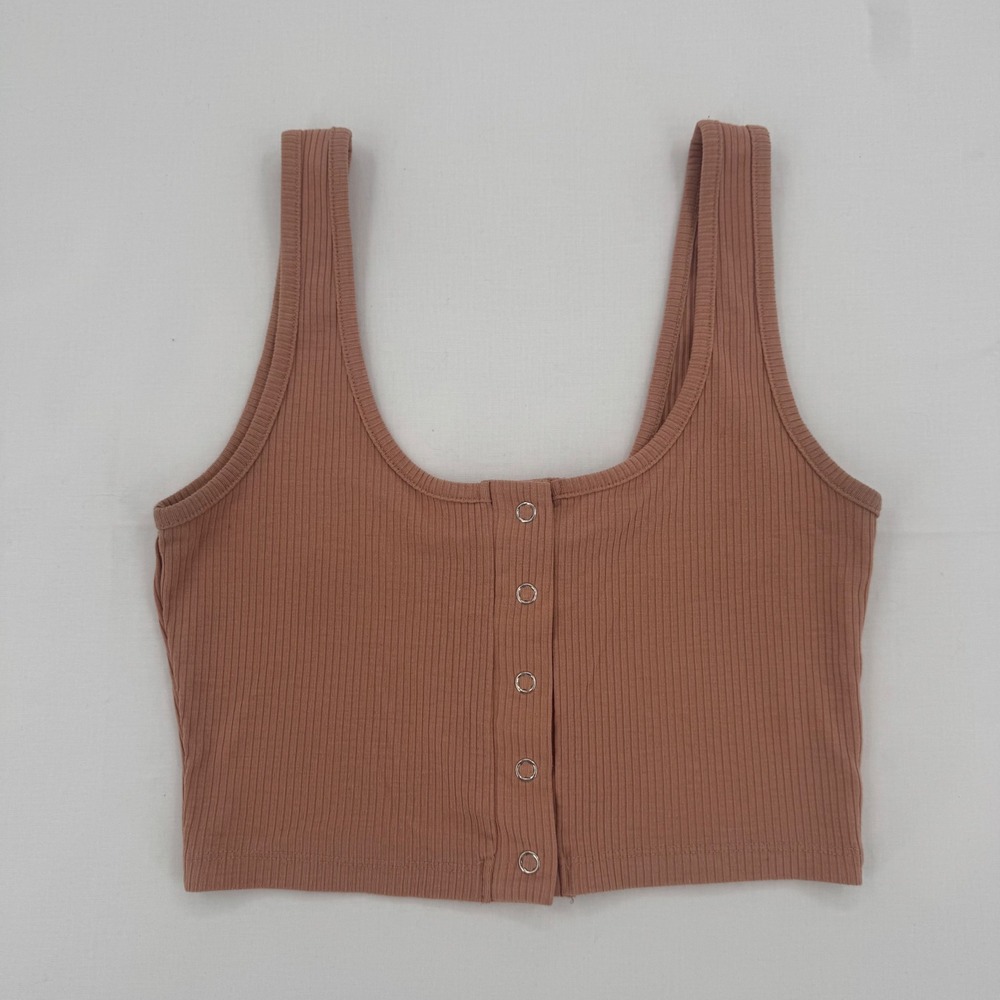 Me To We Essentials Ribbed Snap Button Front Crop Tank Top Womans Sz Small